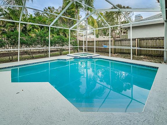 3rd image of 3069 Regal Oaks Blvd