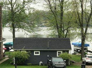 1310 E 690 S, Wolcottville, IN 46795