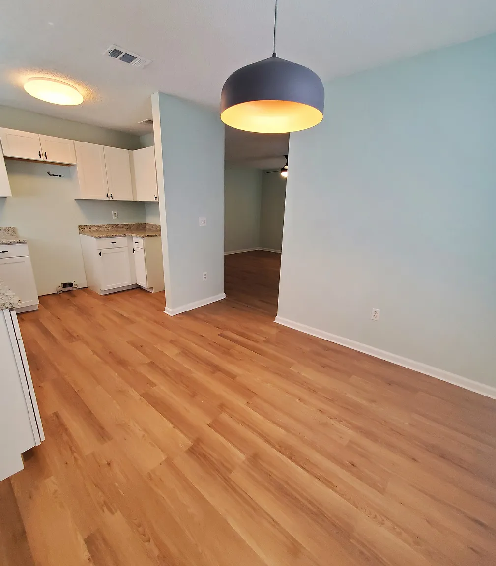 3 bed, 1203 sqft, $1,475 — Photo 3
