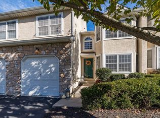 225 Crystal Ct, Blue Bell, PA