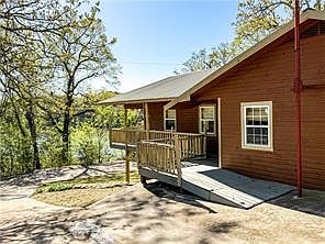 3rd image of 223 Mc Rd #8015