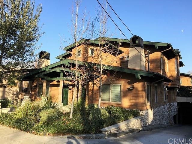 1st image of 154 Marion Ave