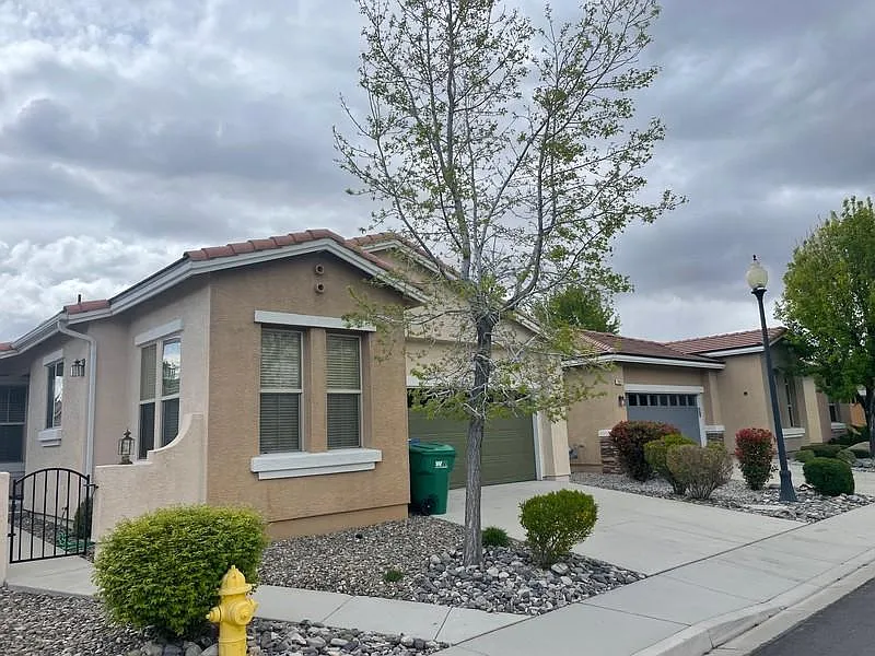 2 bed, 1493 sqft, $2,295 — Photo 2