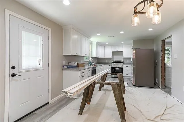 71558 Jefferson Ave — Photo 6