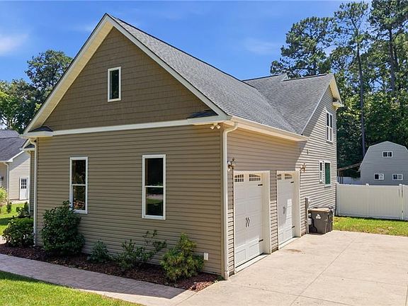 2nd image of 7609 Beechwood Dr