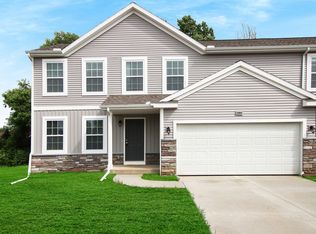 5925 Kiverton Ridge Dr SE, Kentwood, MI 49508