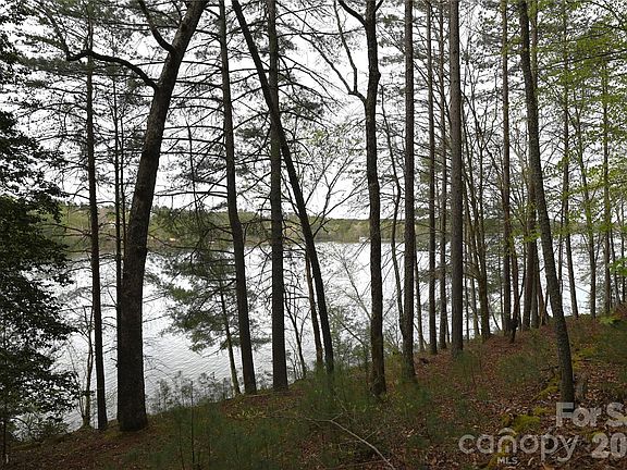 2nd image of 2299 Lighthouse Ln #76