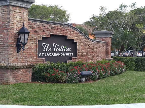 2nd image of 958 Mockingbird Ln APT 513