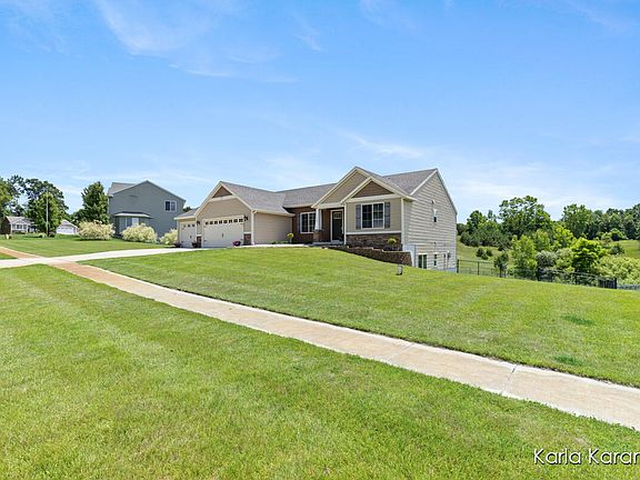 2nd image of 11782 Ridge Water Dr.