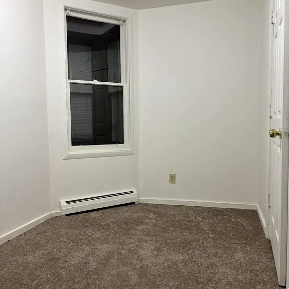 2 S Central Ave — Photo 12