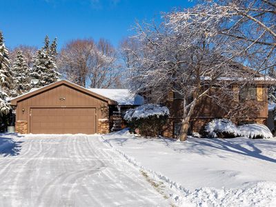 649 Randy Ave, Shoreview, MN, 55126