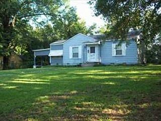 1st image of 304 Scales St