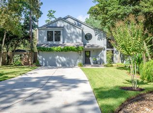 20 N Mossrock Rd, Spring, TX 77380