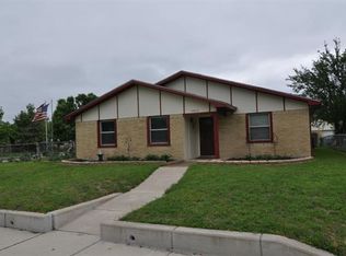 5802 Redwood Ln, Rowlett, TX 75089
