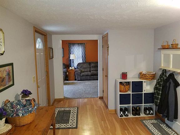 5th image of 609 Benton Ave