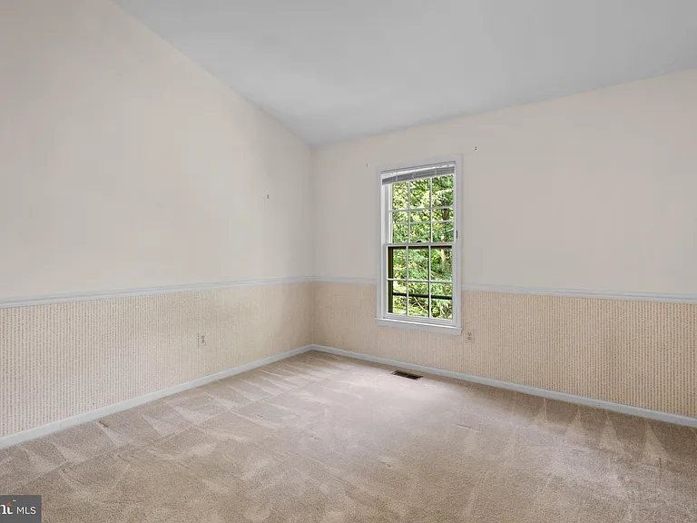 11017 Cedarwood Dr — Photo 24