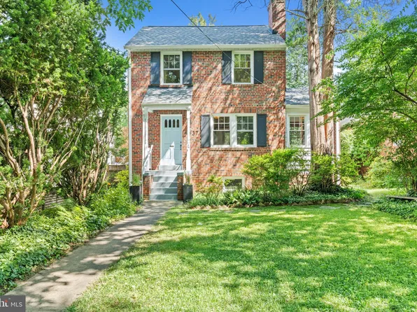 4837 Western Ave NW, Washington, DC 20016