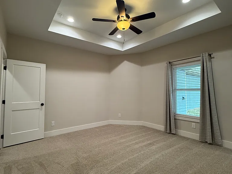 1535 Larkspur Dr — Photo 10