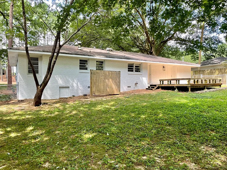 6711 Sunny Brook Ln — Photo 23