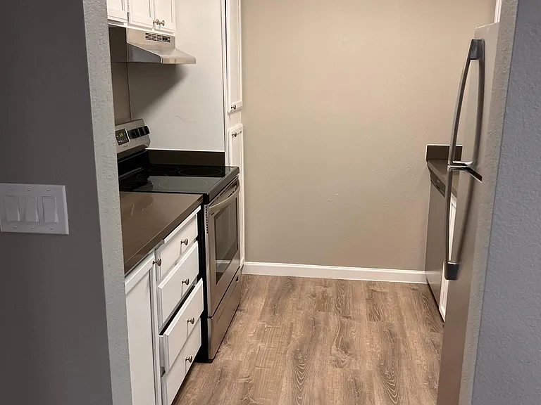 3402 I St NE #H202 — Photo 7