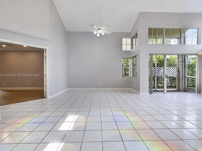 1520 Seabay Rd — Photo 46