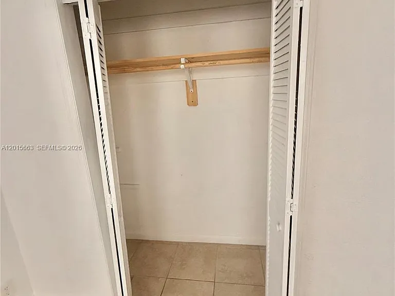 1903 Thomas St #8 — Photo 6