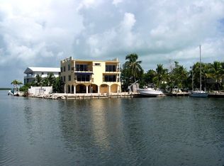 147 Redwing Rd, Tavernier, FL 33070