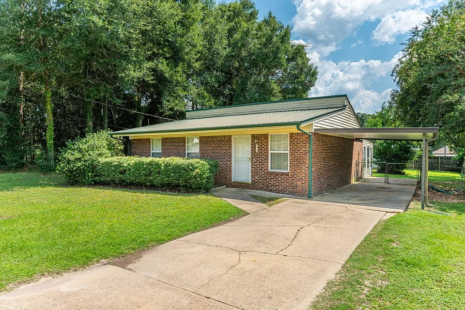 516 Stillwell Blvd