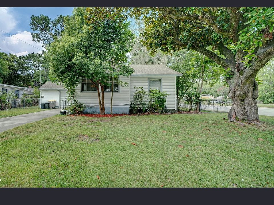 1st image of 3546 Oleander St