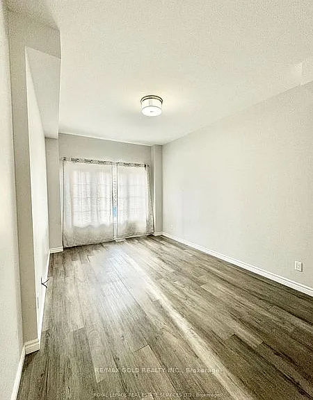 1183 Duke St — Photo 2