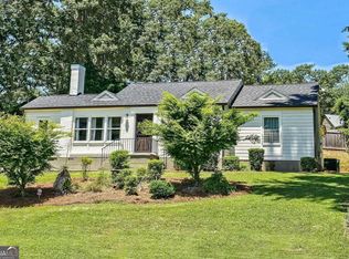 1909 Headland Dr, East Pt, GA 30344
