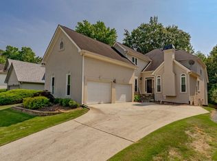 225 Marchand Ct, Sandy Springs, GA 30328