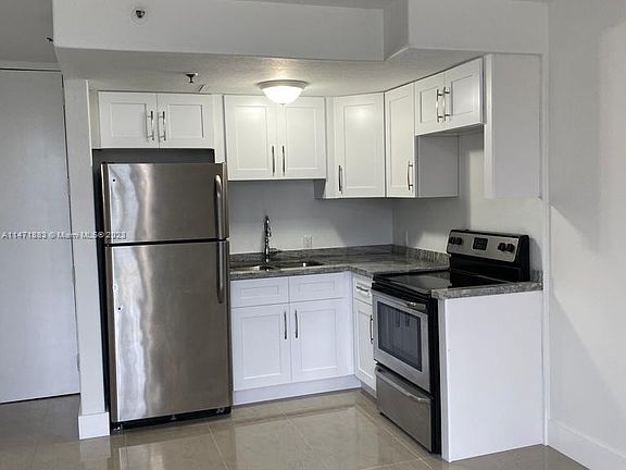 3rd image of 16450 NW 2nd Ave APT 211