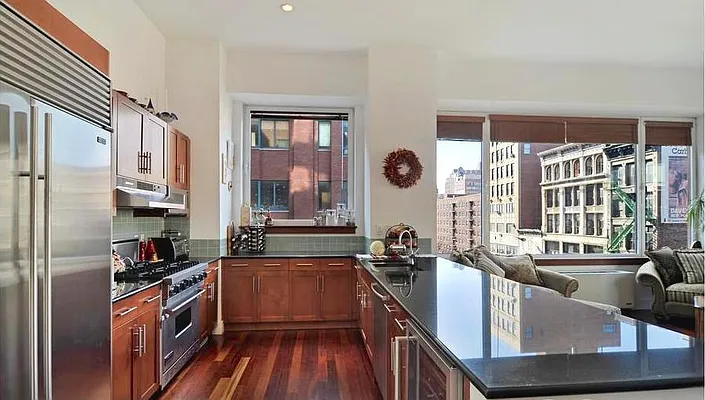 Sold by Real Direct | media 2