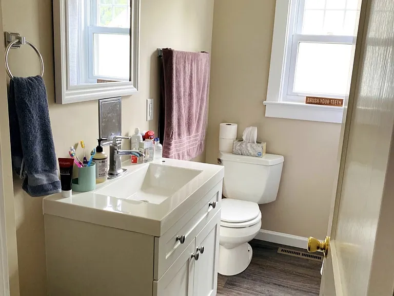 1st floor bath includes tub.
