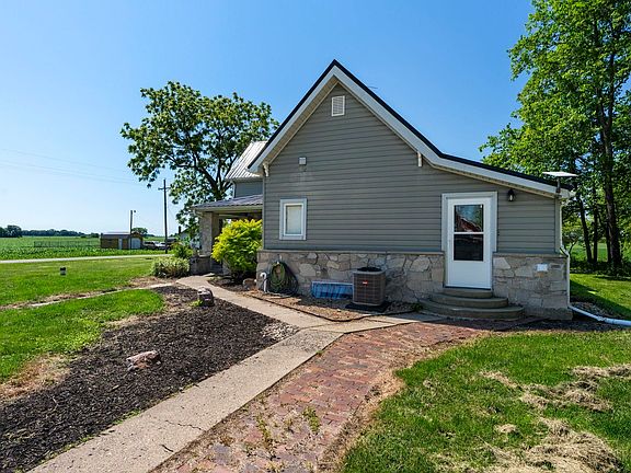 2nd image of 2144 S County Road 1300 E