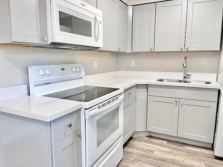 Turney Place — Photo 9