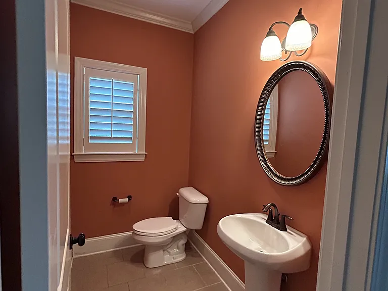1629 Brook Hollow Dr #A — Photo 8