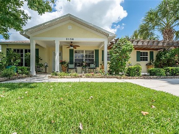 3rd image of 2136 Deerfield Dr