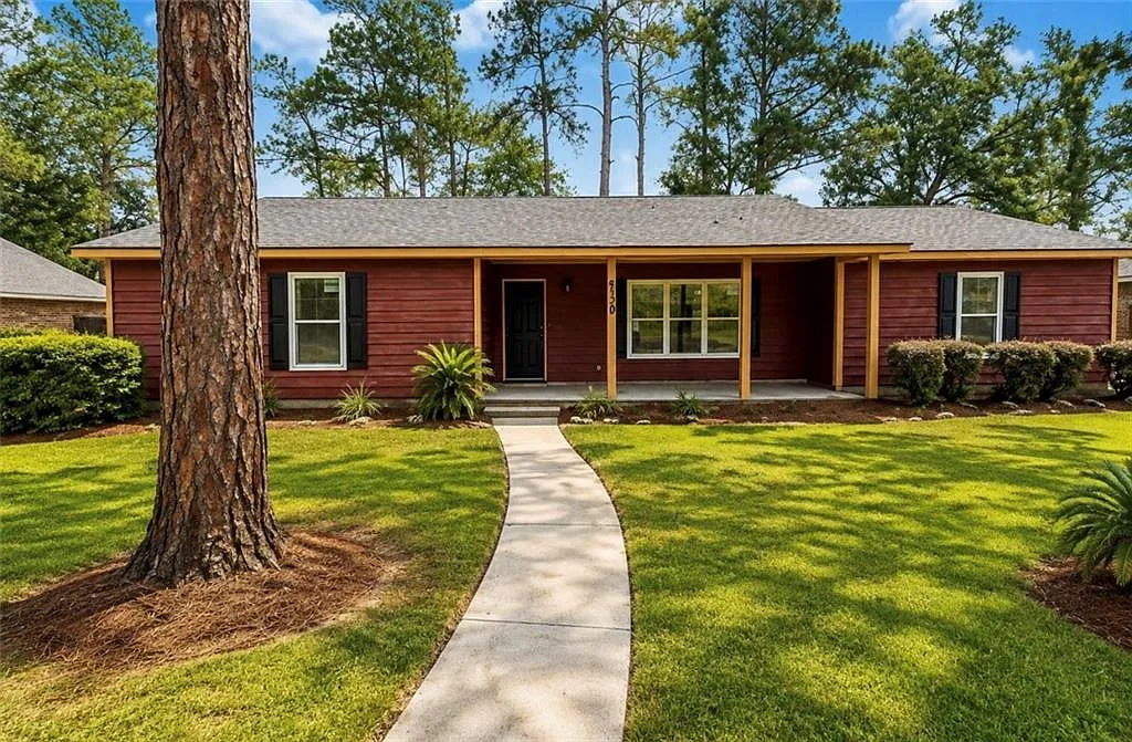 3 bed, 2.0 bath, 1556 sqft, $2,500 — Photo 1