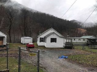 83 Hc 86, Jodie, WV 26690