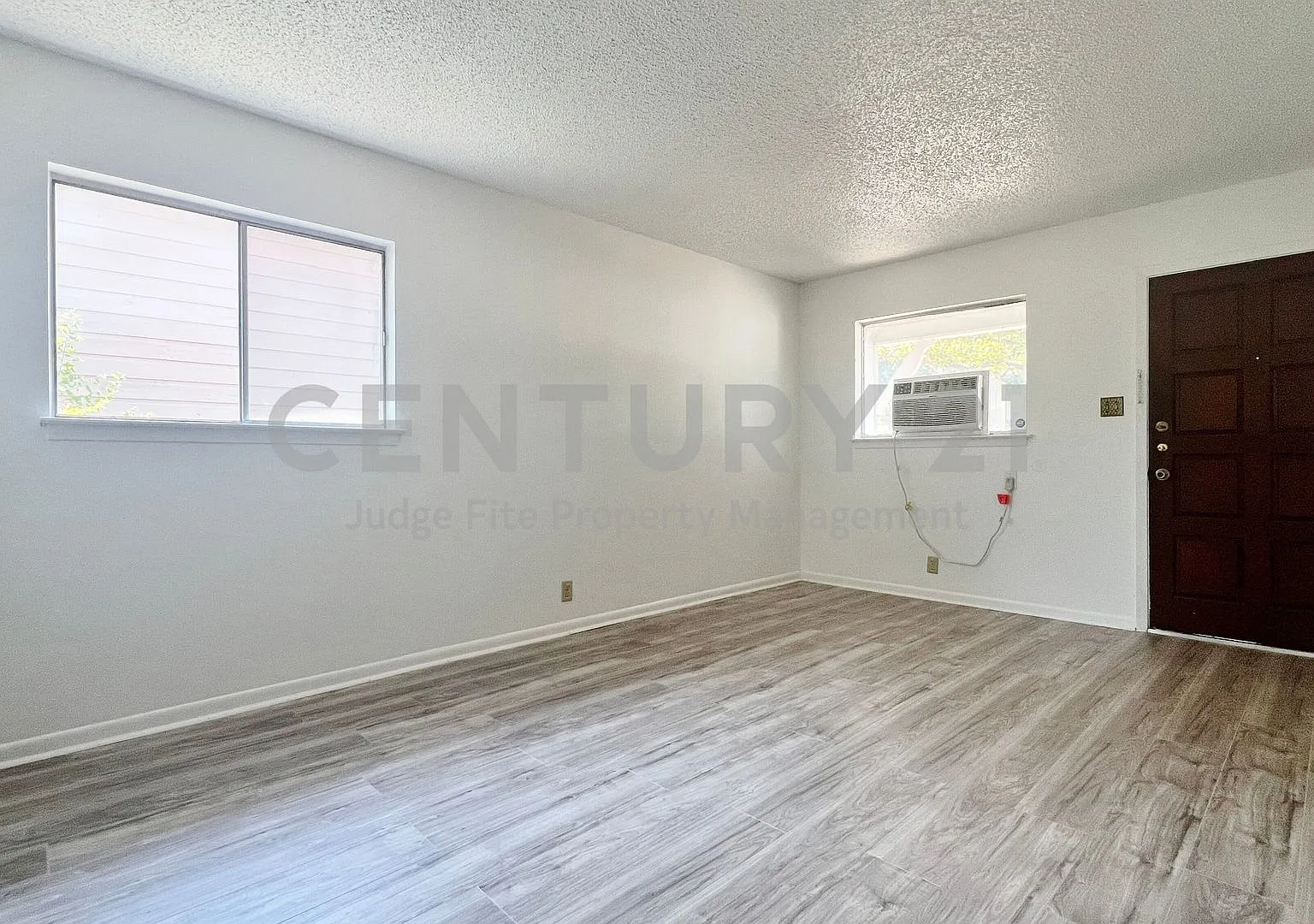 Fantastic 3/1/1 in Fort Worth For Rent! — Photo 4