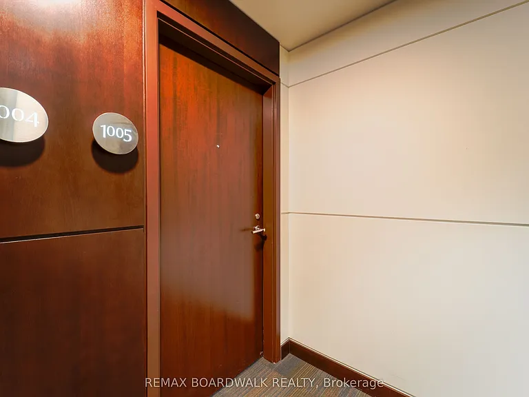 401 Golden Ave #1005 — Photo 2