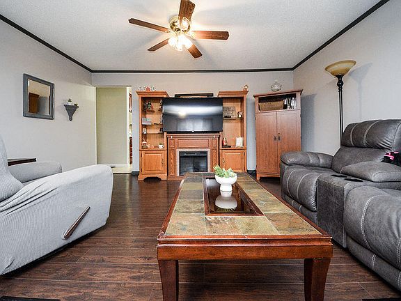 5th image of 2819 Mountain View Dr SE