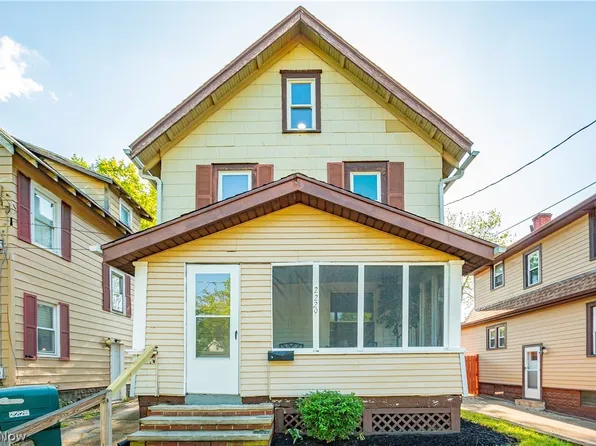 2229 25th St SW, Akron, OH 44314