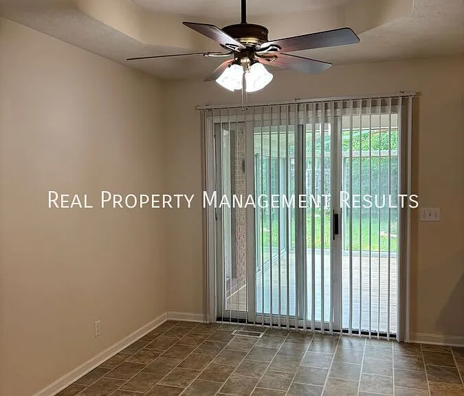 3324 Cobblefield Dr — Photo 6