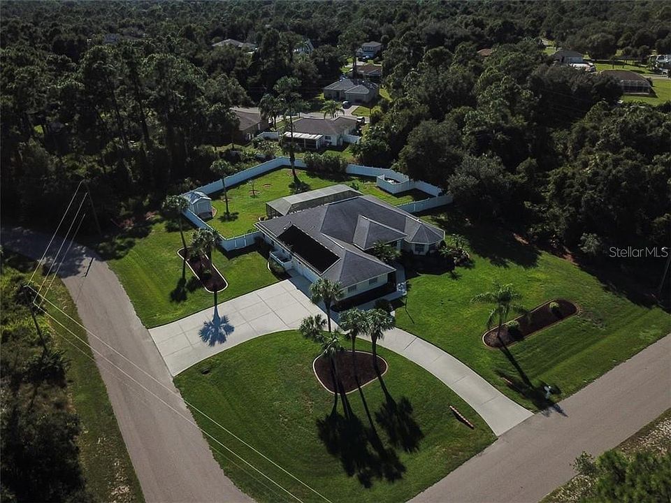 Home For Sale In North Port