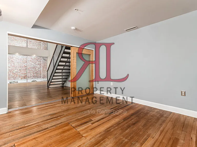 106 N High St #101 — Photo 4