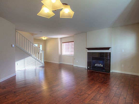 5th image of 10914 99th Avenue Ct SW