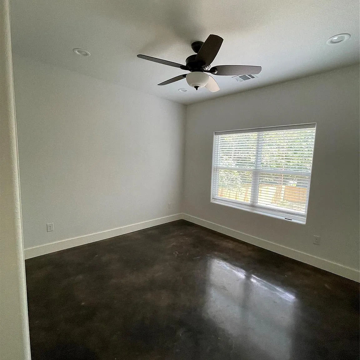 722 East Woodard Street, Denison 75021 — Photo 3